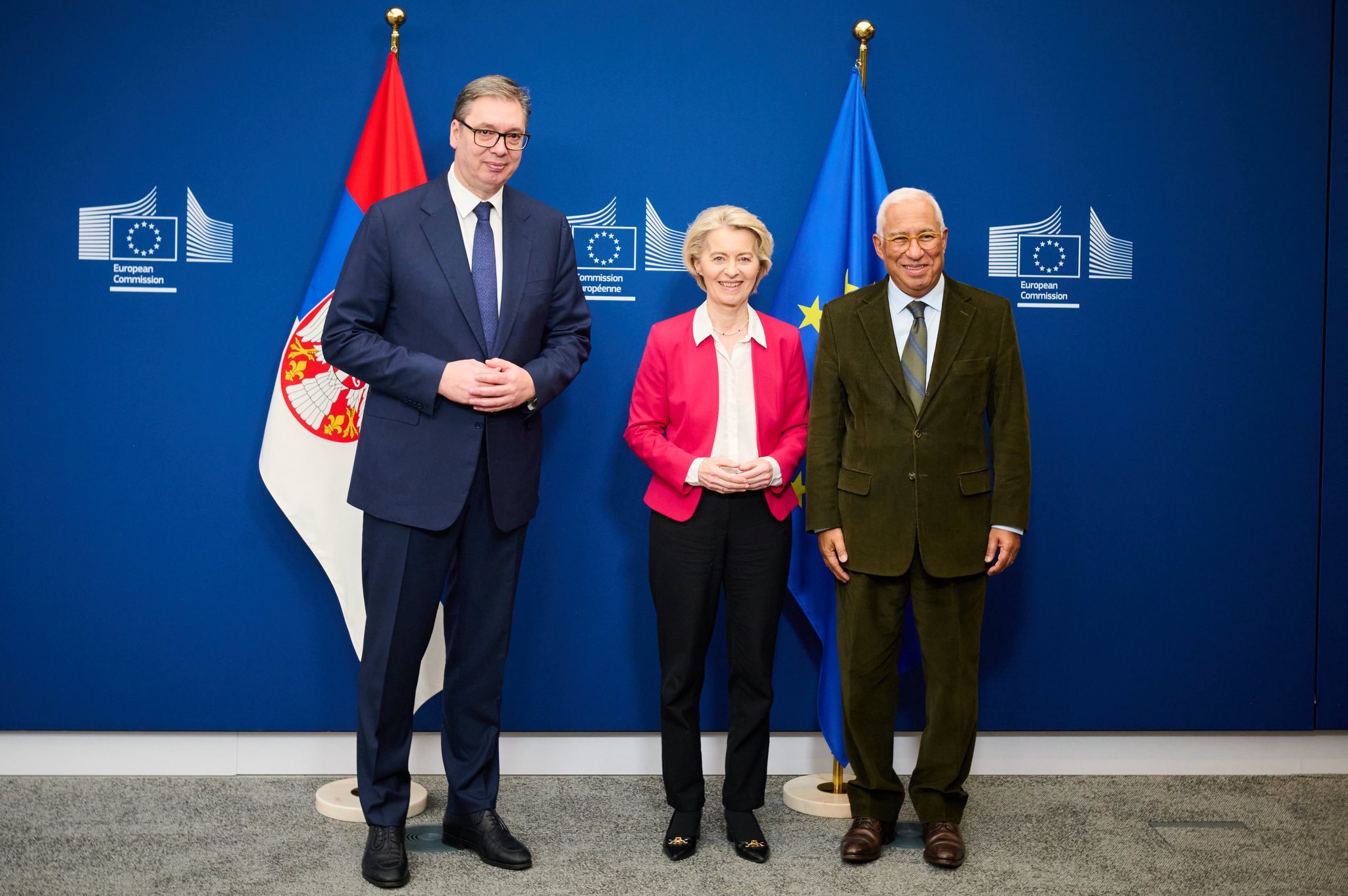 Predsjednica Europske komisije Ursula von der Leyen, predsjednik Srbije Aleksandar Vučić, predsjednik Europskog vijeća Antonio Costa na radnoj večeri u Bruxellesu
